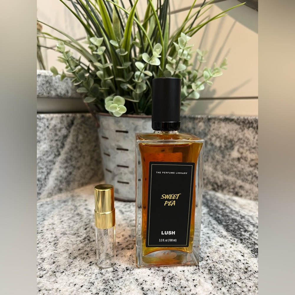 Lush Cosmetics Sweet Pea